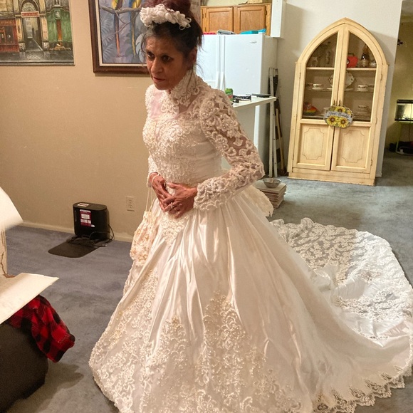 Mori Lee - Picture 4 of 8